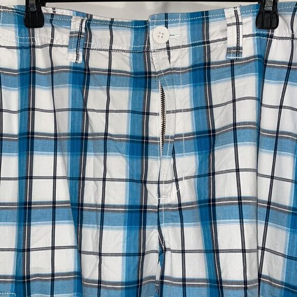 Urban pipeline plaid cargo shorts - Picture 2 of 6